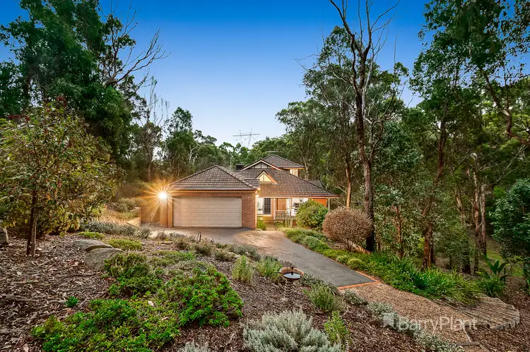 37 Amersham Drive, Warrandyte VIC 3113
