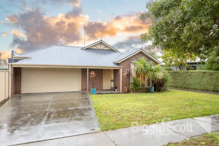 1/12 Stead Street, Ballan VIC 3342
