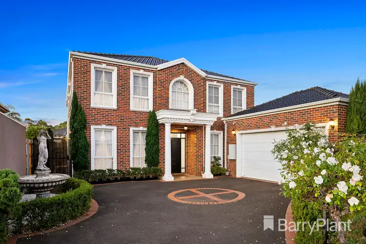 25 Wheatland Crescent, Dingley Village VIC 3172