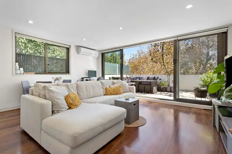 11/109 Addison Street, Elwood VIC 3184