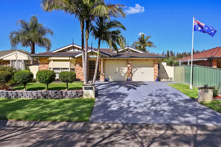 10 Prestwick Terrace, Glenmore Park NSW 2745