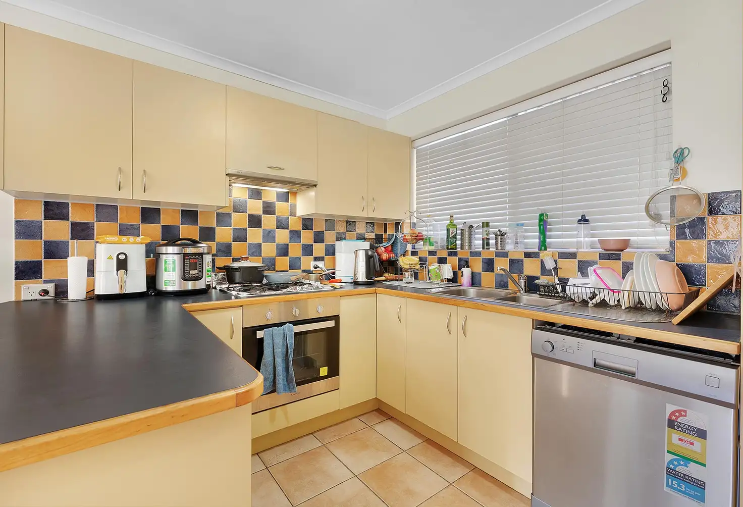 Main view of Homely unit listing, 4/138 Clarence Road, Indooroopilly QLD 4068