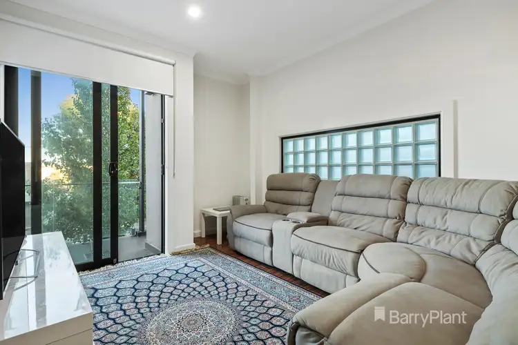 Sixth view of Homely townhouse listing, 1/6 Hill Court, Doncaster VIC 3108