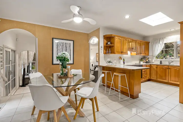 Fourth view of Homely house listing, 2 Sunninghill Court, Mitcham VIC 3132