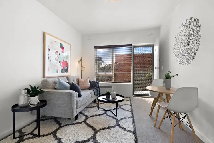 Main view of Homely apartment listing, 3/70 Lyndhurst Street, Richmond VIC 3121