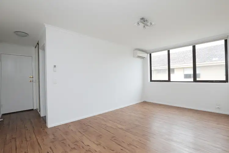 11/7 Gordon Street, Footscray VIC 3011