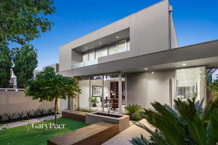 16 Lumeah Road, Caulfield North VIC 3161