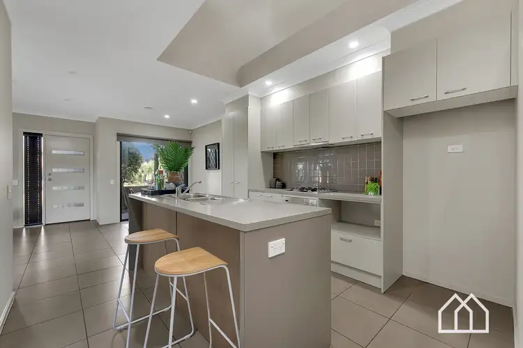Fifth view of Homely townhouse listing, 15 Tulum Lane, Epping VIC 3076