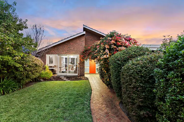 31 Ludbrook Avenue, Caulfield South VIC 3162