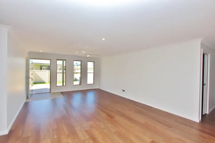 Fourth view of Homely villa listing, 9/54 Lake Street, Laurieton NSW 2443