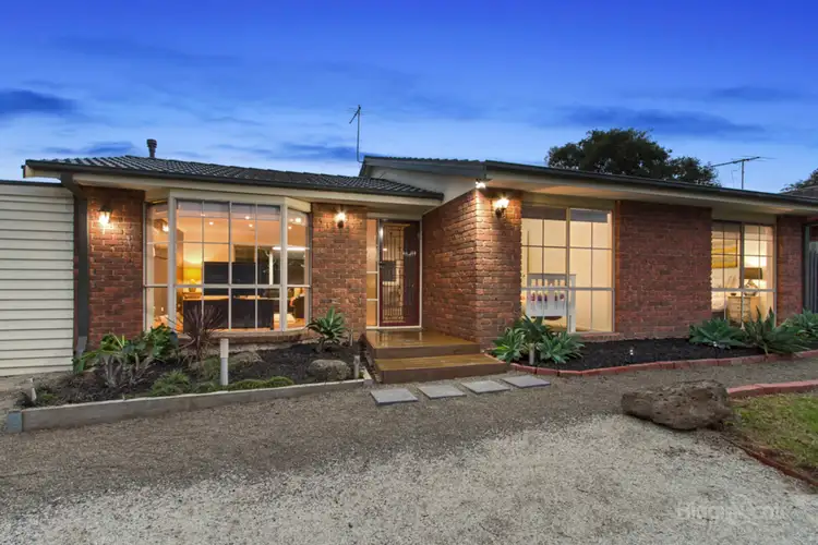 13 Beaumont Court, Pakenham VIC 3810