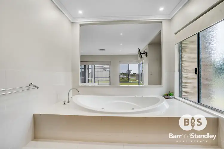 Fifth view of Homely house listing, 2 Herald Way, Dalyellup WA 6230