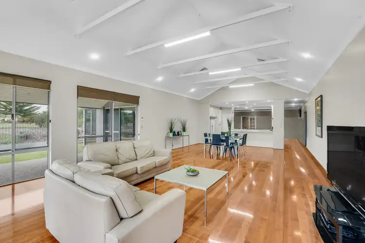 Seventh view of Homely house listing, 2 Herald Way, Dalyellup WA 6230