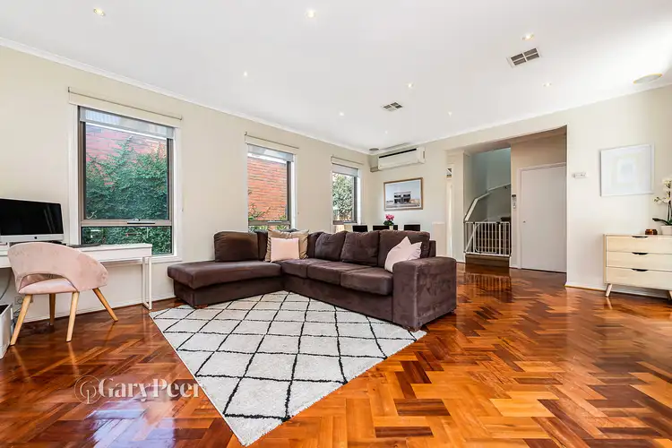 3/93 Kambrook Road, Caulfield North VIC 3161