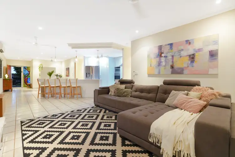 Second view of Homely house listing, 25 Sovereign Circuit, Coconut Grove NT 810