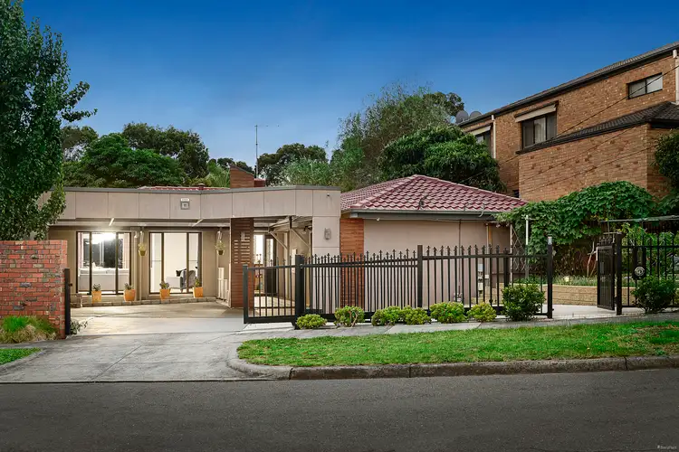 11 Botanic Drive, Doncaster VIC 3108