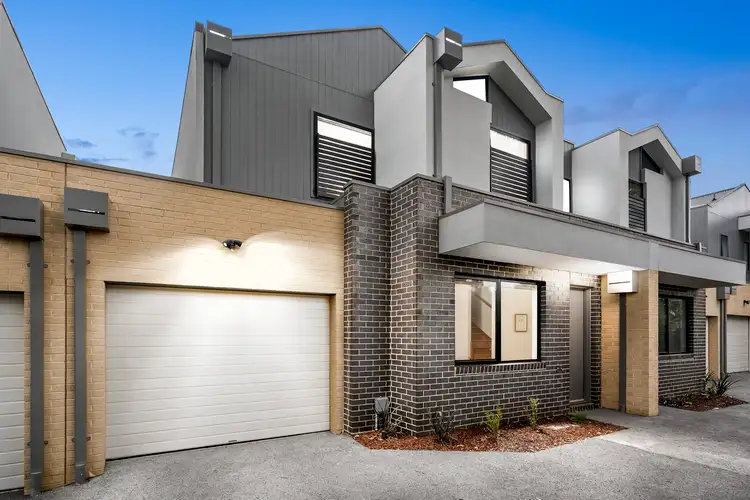 Main view of Homely townhouse listing, 2/34 Conifer Avenue, Brooklyn VIC 3012