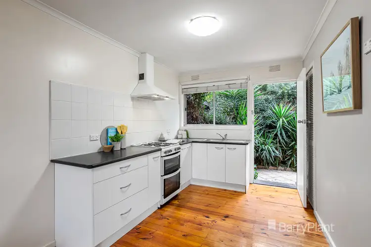 Fifth view of Homely unit listing, 2/8 Crown Avenue, Mordialloc VIC 3195