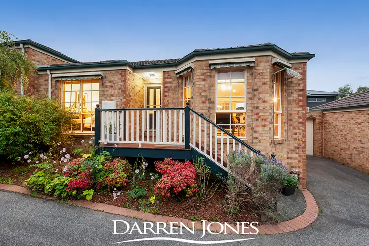 2/92 Nell Street, Greensborough VIC 3088