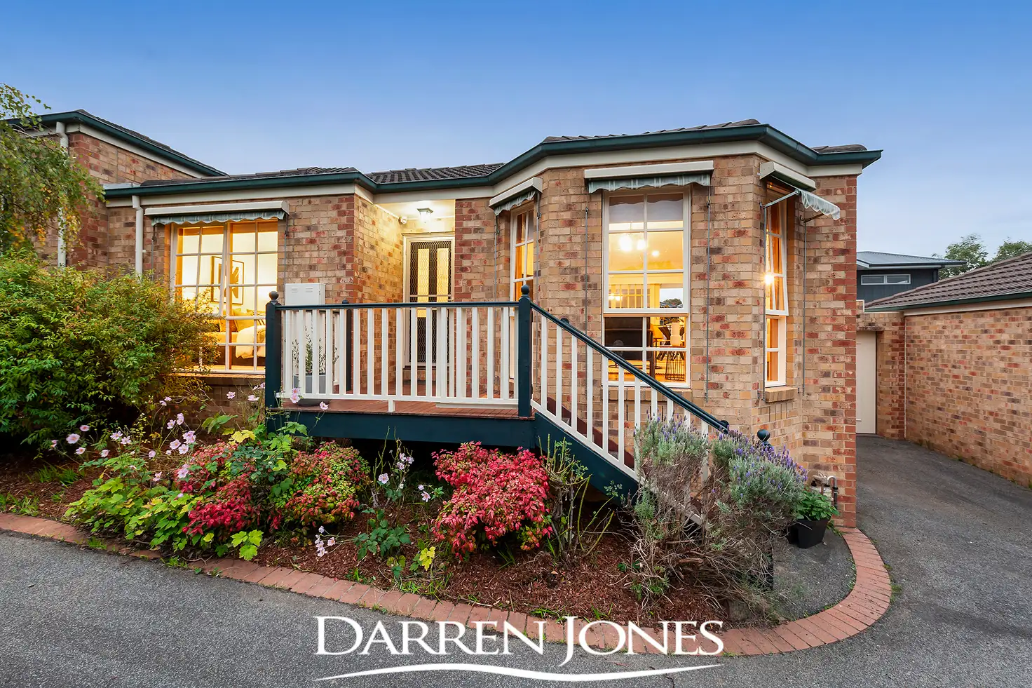 Main view of Homely unit listing, 2/92 Nell Street, Greensborough VIC 3088