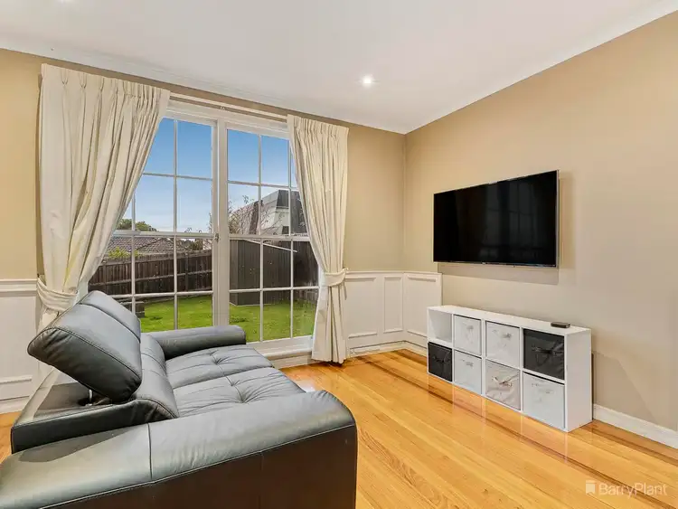 Fifth view of Homely house listing, 10 Arapilles Drive, Templestowe Lower VIC 3107