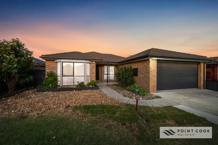 Second view of Homely house listing, 15 Marlin Terrace, Seabrook VIC 3028