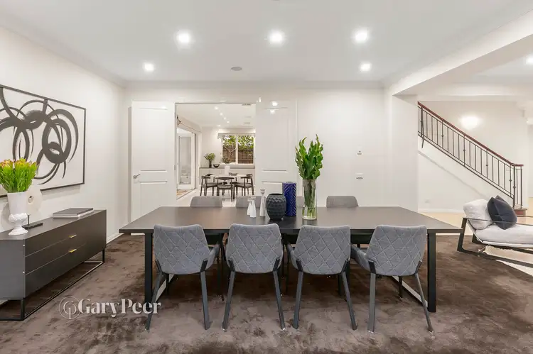 Fifth view of Homely house listing, 2 Seaview Street, Caulfield South VIC 3162