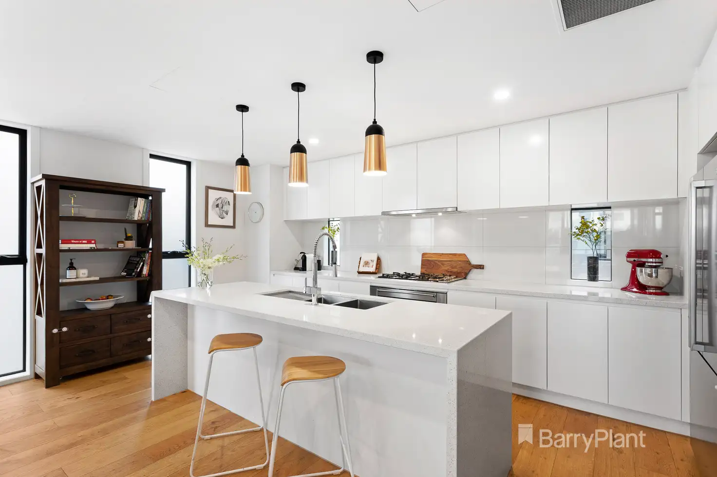 Main view of Homely townhouse listing, 17 Mccaffery Place, Mordialloc VIC 3195
