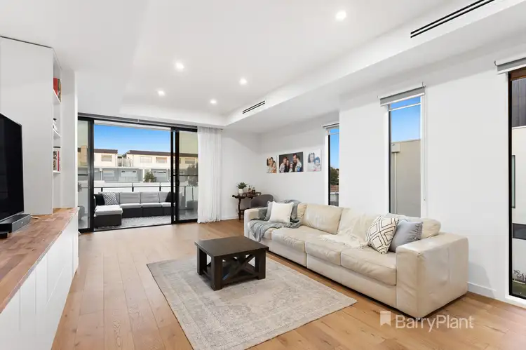 Fifth view of Homely townhouse listing, 17 Mccaffery Place, Mordialloc VIC 3195