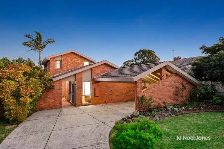 12 Tinarra Court, Wantirna South VIC 3152