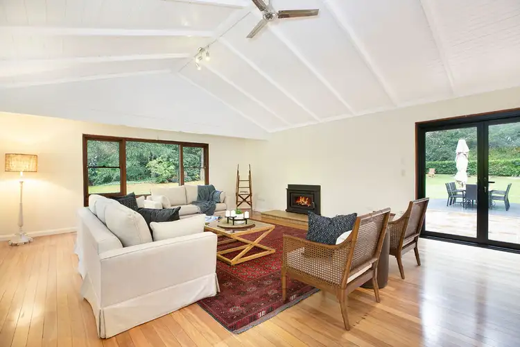 Sixth view of Homely house listing, 18 Riversdale  Avenue, Burradoo NSW 2576
