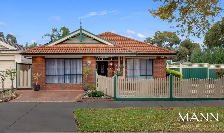 17 Wallaby Walk, South Morang VIC 3752