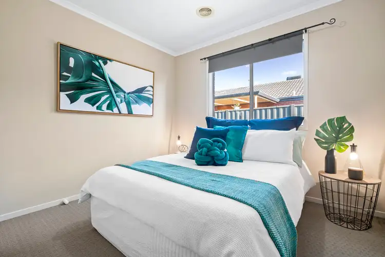 Fifth view of Homely house listing, 19 Kalimna Way, Truganina VIC 3029