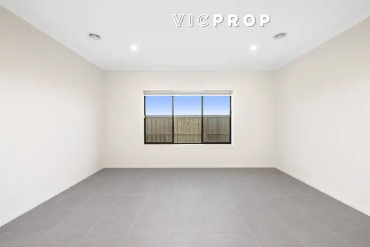 Fifth view of Homely house listing, 19 Overland Chase, Werribee VIC 3030