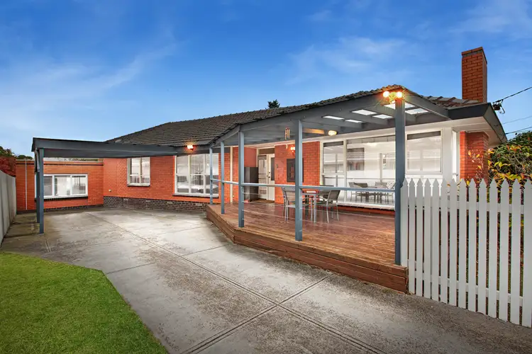 11 Ireland Avenue, Wantirna South VIC 3152