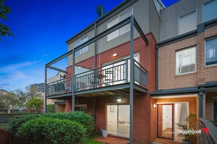 21 Rimfire Walk, Maribyrnong VIC 3032