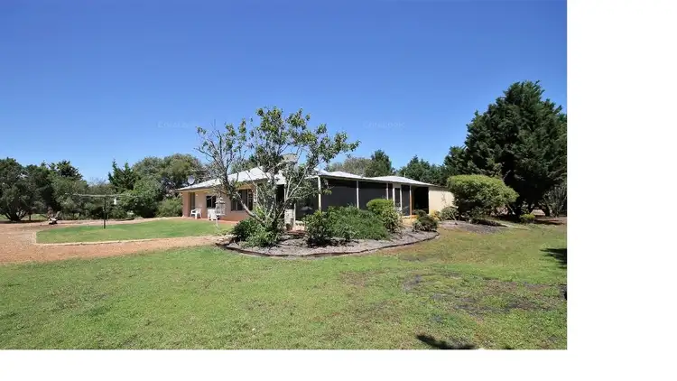 9 Estuarine Court, Leschenault WA 6233