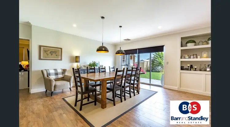 Fifth view of Homely house listing, 2 Calder Court, Millbridge WA 6232