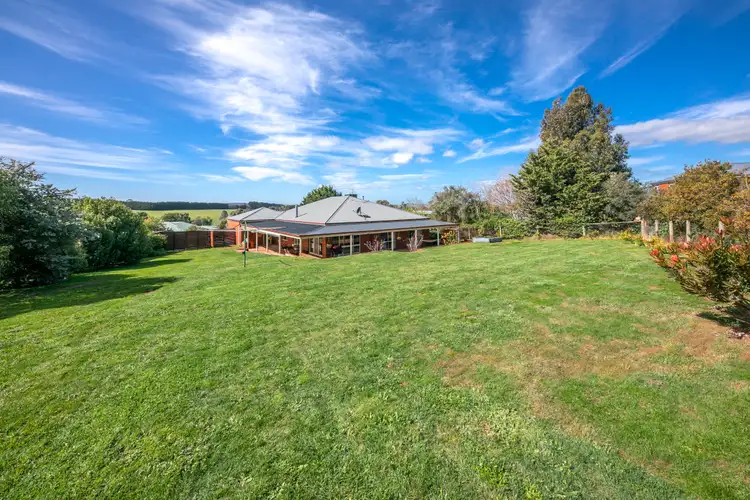 Third view of Homely house listing, 2 Larissa Close, Romsey VIC 3434