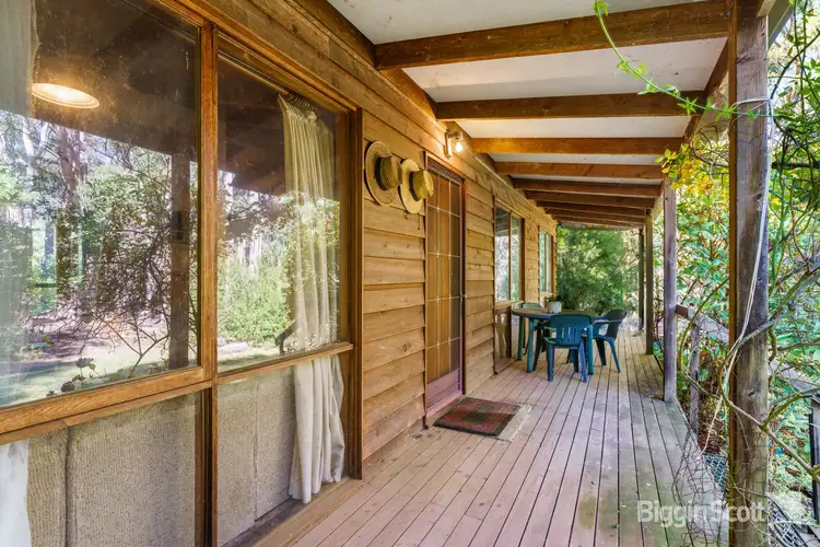 15 Hobbles Road, Wheatsheaf VIC 3461