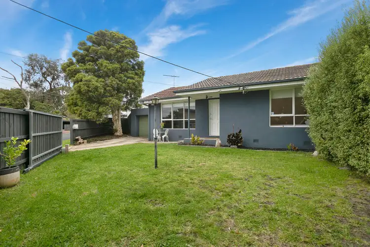 2/153 Mount Eliza Way, Mount Eliza VIC 3930