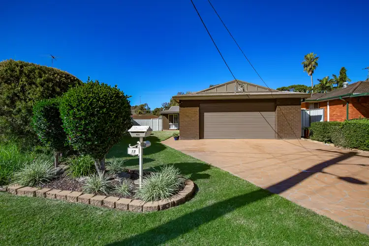 17 Watt Place, Emu Plains NSW 2750