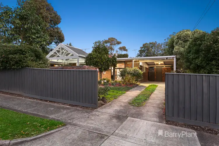 19 Menarra Street, Doncaster VIC 3108