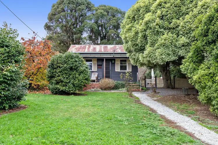 19 Queensberry Street, Daylesford VIC 3460