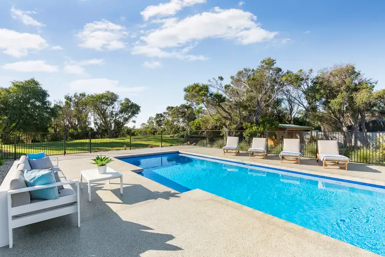 Second view of Homely house listing, 20 Rio Vista Court, Rye VIC 3941