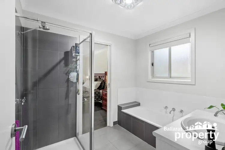 Fifth view of Homely townhouse listing, 8 Newhaven Close, Mount Pleasant VIC 3350