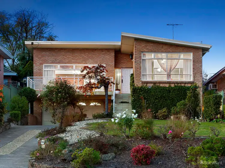 39 Pinnacle Crescent, Bulleen VIC 3105