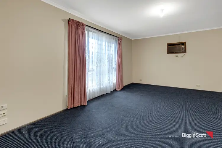 Fourth view of Homely house listing, 1 Lancelot Court, Kings Park VIC 3021