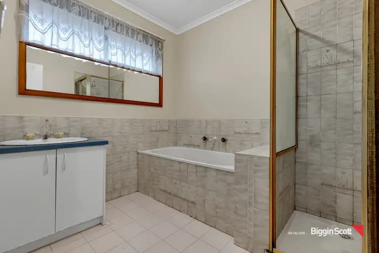 Sixth view of Homely house listing, 1 Lancelot Court, Kings Park VIC 3021