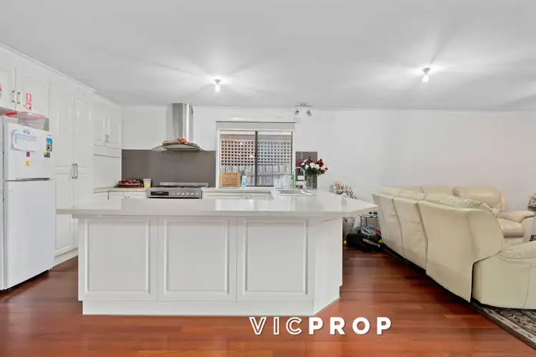 Fourth view of Homely house listing, 7 Gaudin Court, Werribee VIC 3030